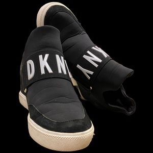 Womens DKNY Cosmos Wedge Sneakers Size 6